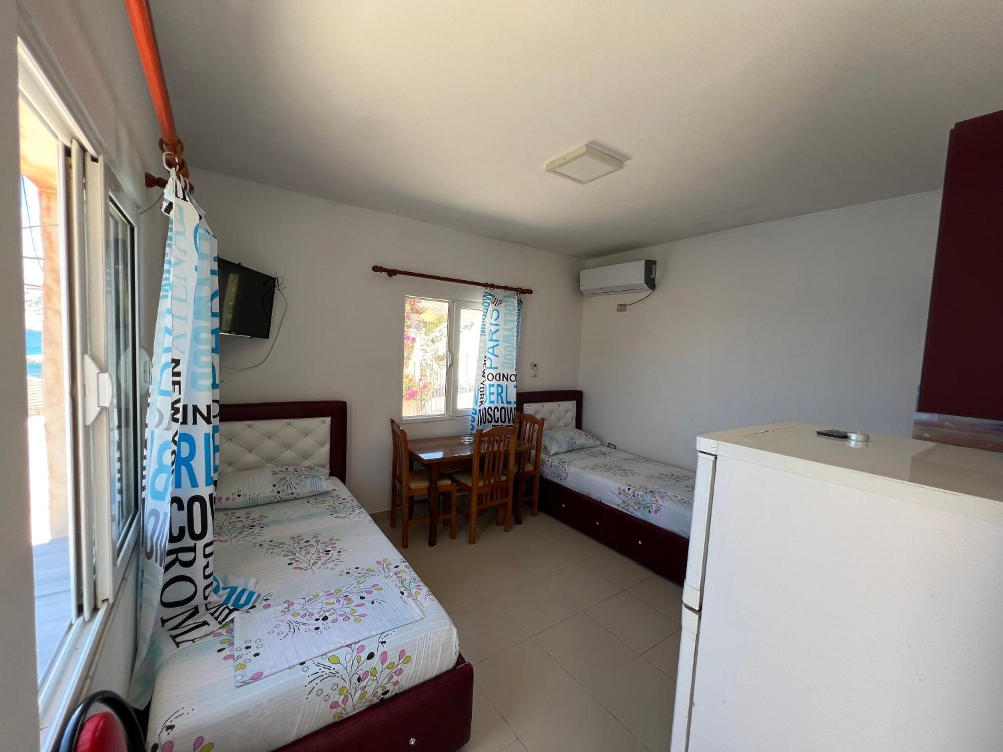 Prive Hill Saranda Villa Ngoại thất bức ảnh